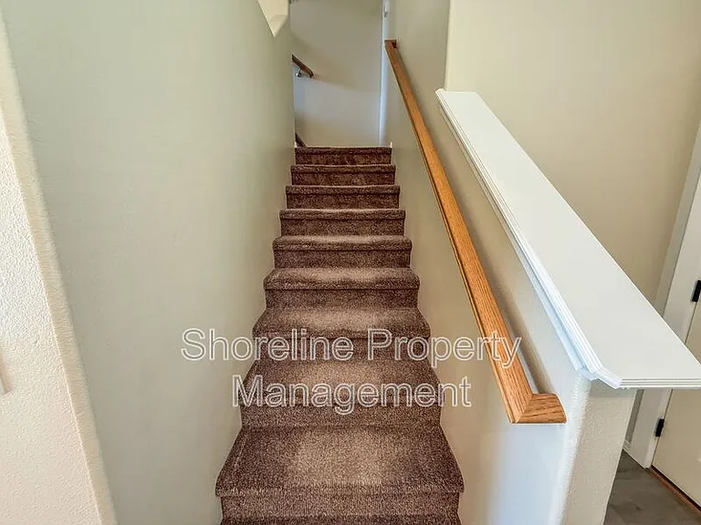3420 N Oakstone Ave — Photo 22