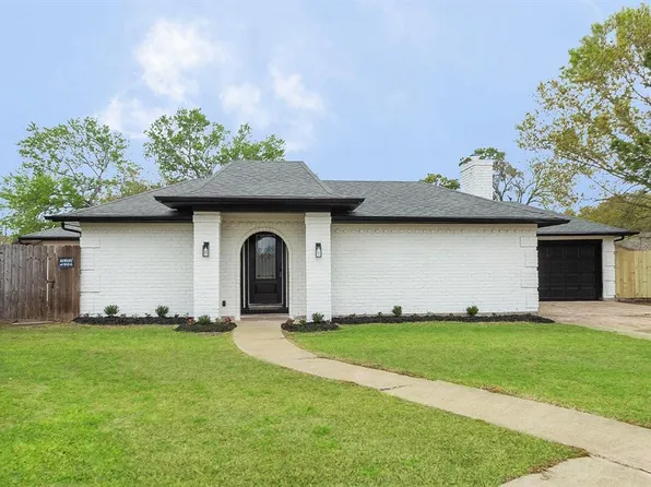 14041 Utopia Drive, Sugar Land, TX 77498