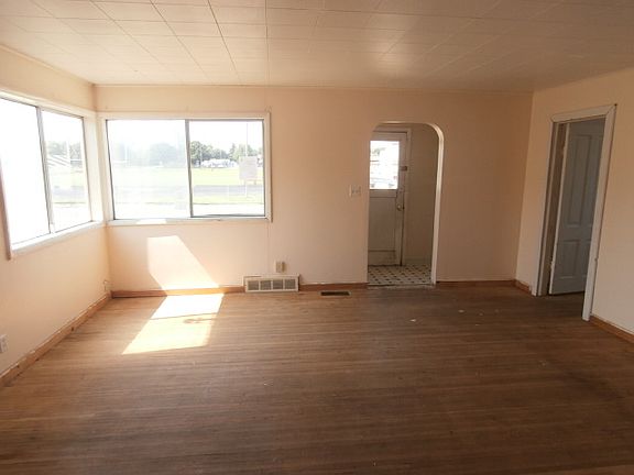 4th image of 1201 S 5th St