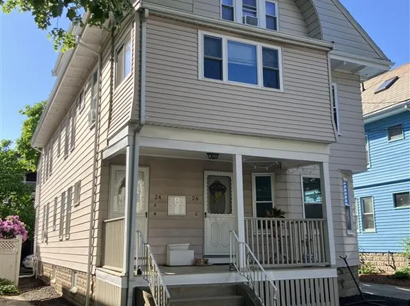 8 Burnham St #1, Somerville, MA 02144