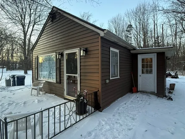 2424 Dodge Rd, East Amherst, NY 14051