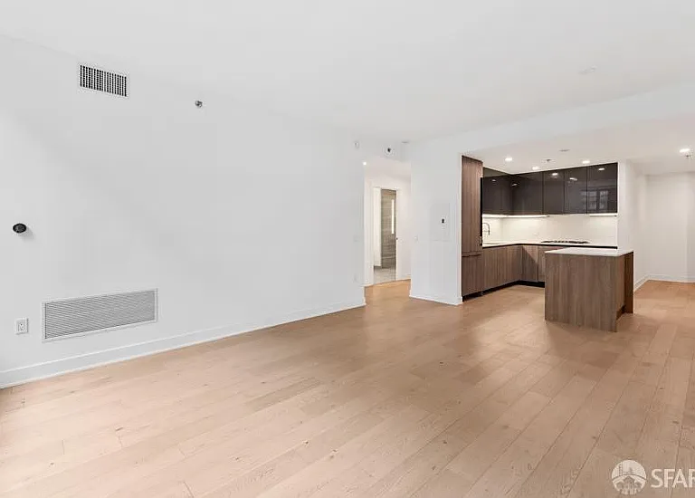 338 Main St #5H — Photo 10