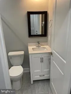 1529 W Stiles St #A — Photo 11