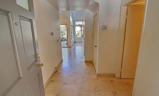 181 Stanford Court — Photo 3
