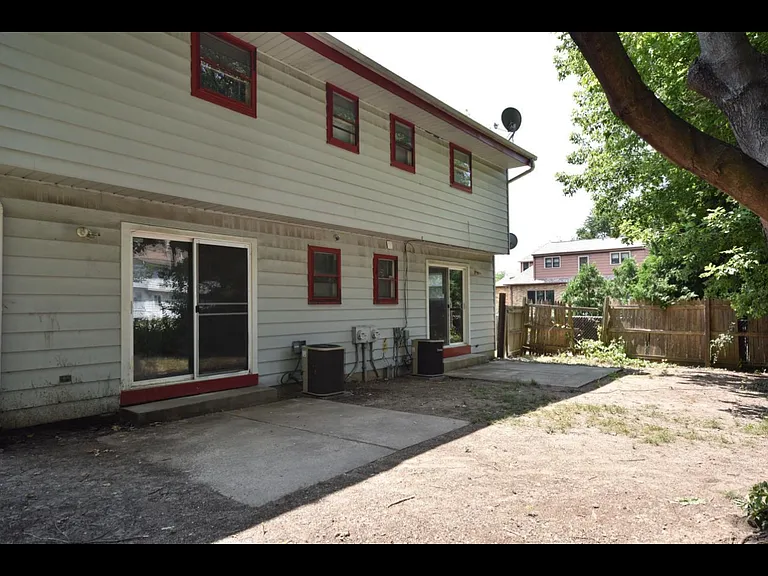 6930 W Mill Rd — Photo 8