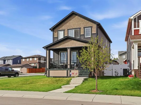 88 S Birch Gln, Okotoks, AB T1S 5T2