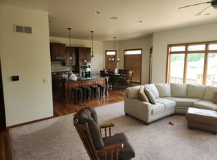 N6393 Tradewinds Cir #510, Beaver Dam, WI 53916