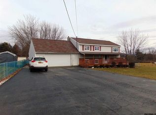 77 Van Ness Rd, Mechanicville, NY 12118