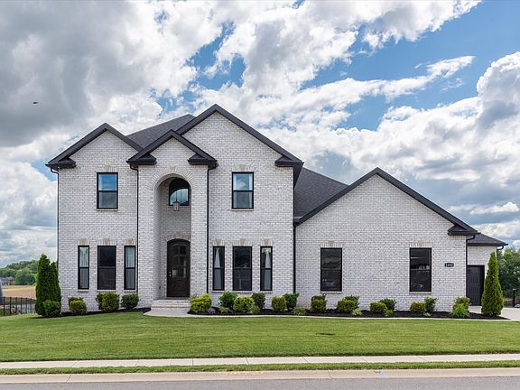 2nd image of 1153 Archibald Dr