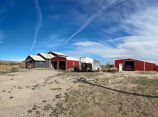 28 N Fork Rd, Lander, WY 82520