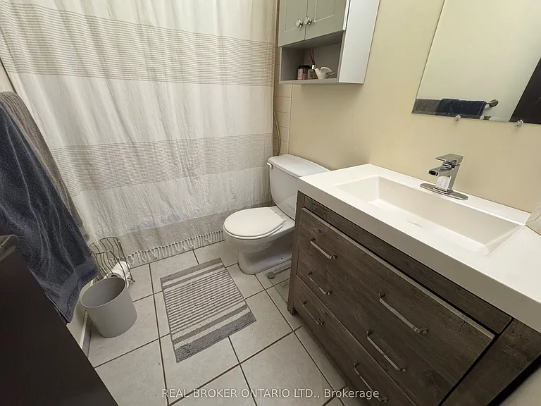 845 Kyle Ct #305 — Photo 17