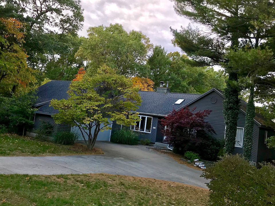 Beautiful, Large Lot