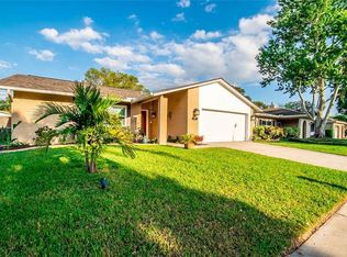 1693 E Groveleaf Ave, Palm Harbor, FL 34683