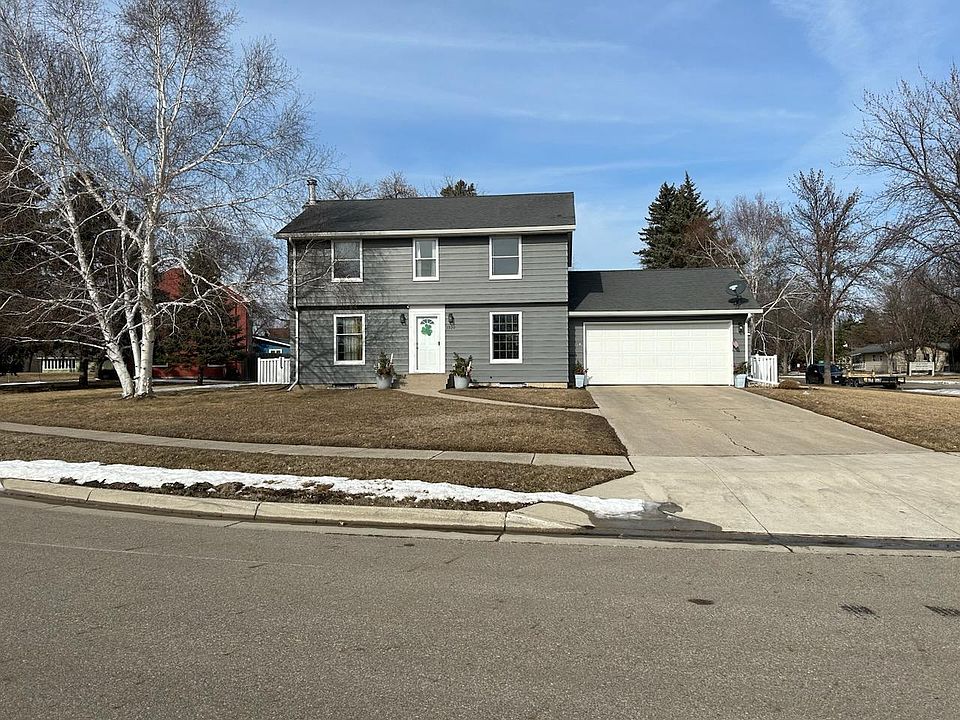 1st image of 1320 S River Dr