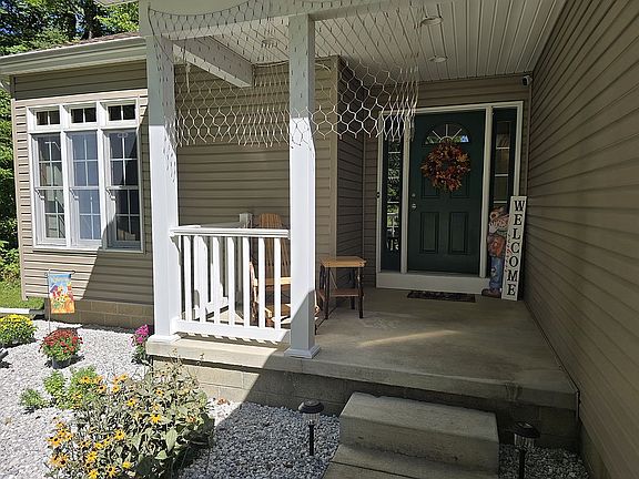 2nd image of 7463 Bear Creek Rd