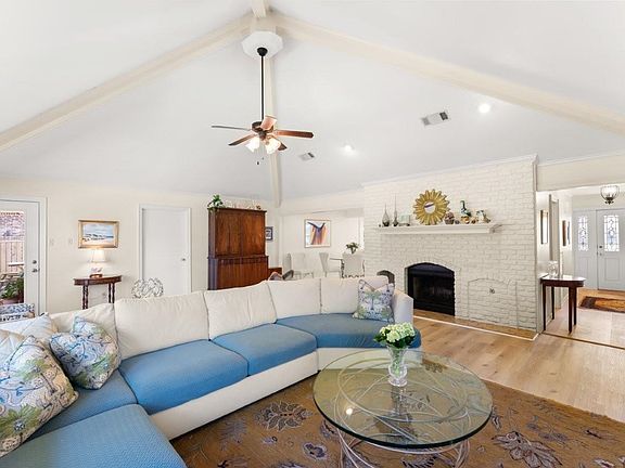 4th image of 1402 Covey Ln