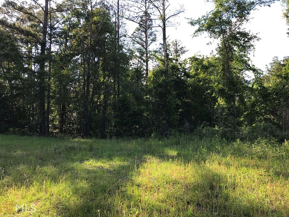 2nd image of 405 Creekside Dr