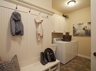 11384 Jersey Rd, Bloomington, MN 55438