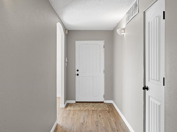 4th image of 9722 Canelo Ct NW