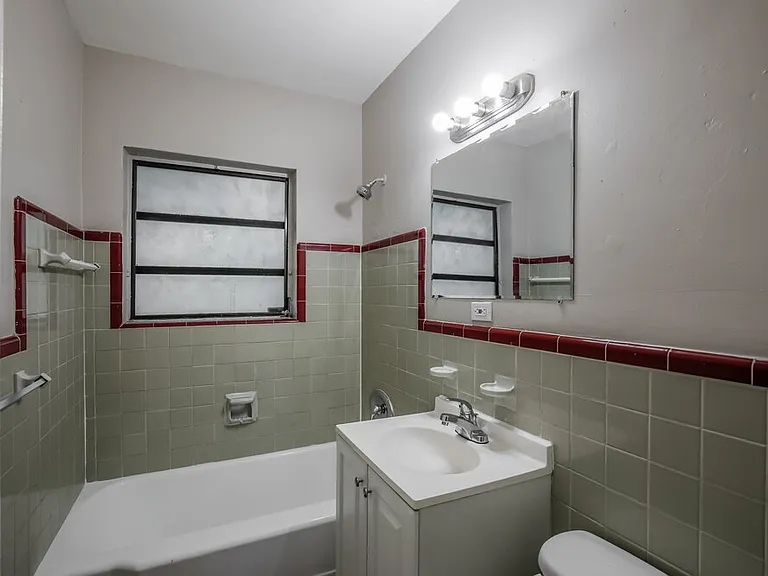 381 Carolina Ave — Photo 15