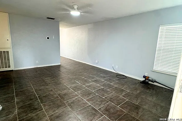 6630 Swiss Oaks — Photo 7
