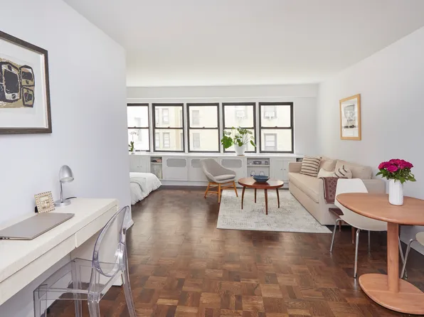 411 East 57th Street image 1 of 8
