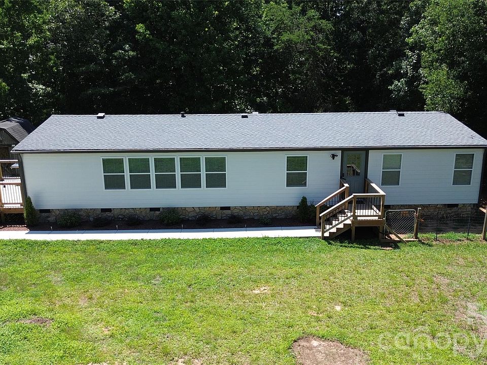 1st image of 3585 Woodstream Dr