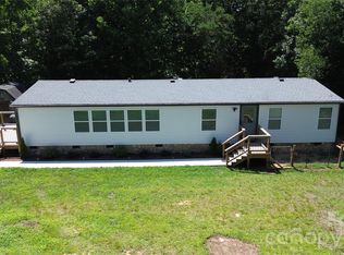 3585 Woodstream Dr, Maiden, NC 28650