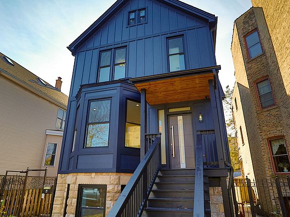 4th image of 1721 W Summerdale Ave
