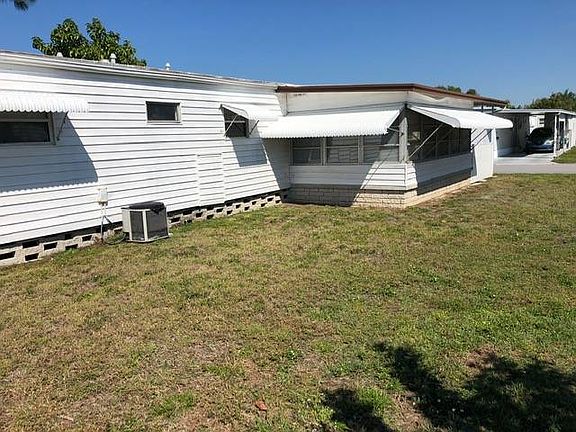 4th image of 7001 142nd Ave N #104