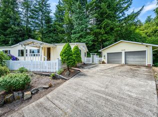 1115 NE Canyon Dr, Toledo, OR 97391