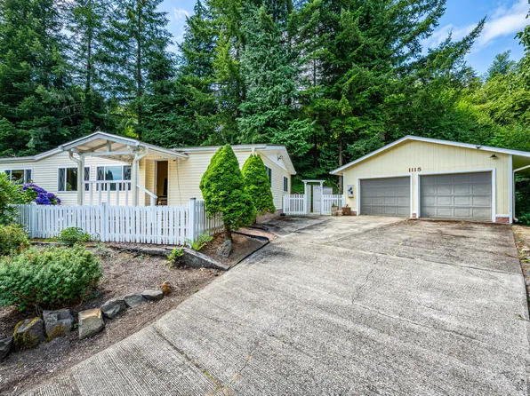 1115 NE Canyon Dr, Toledo, OR 97391