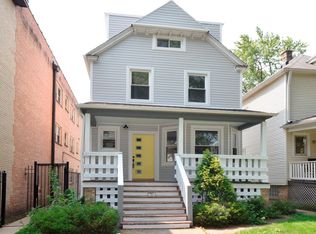 1921 W Touhy Ave, Chicago, IL 60626