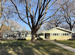 442 Oakland LANE, Elkhorn, WI 53121