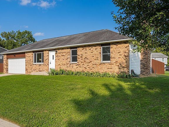 4th image of 1504 Red Leaf Ln