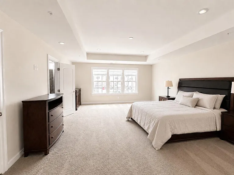 506 Cliff Ln — Photo 14