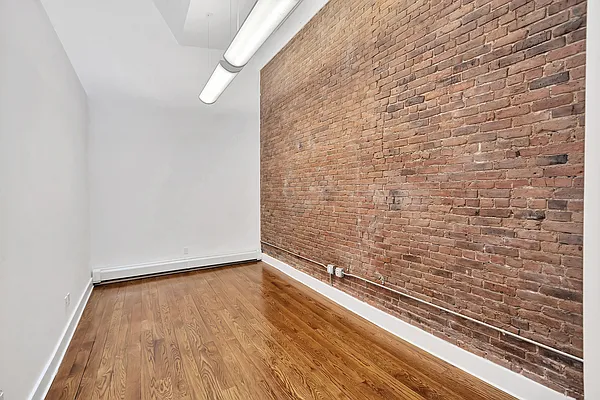 Rented by Corcoran | media 22