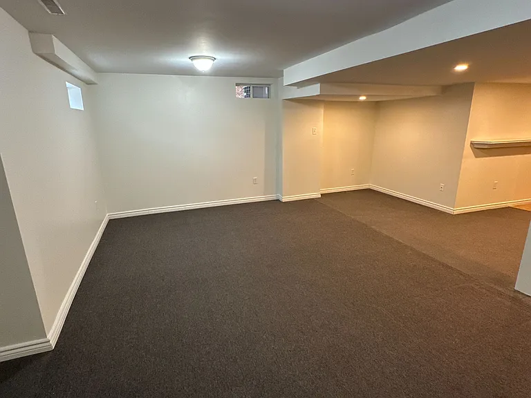 33 Brightsview Dr — Photo 5