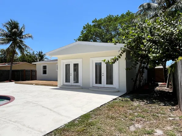 737 Ilex Court, Lake Park, FL 33403