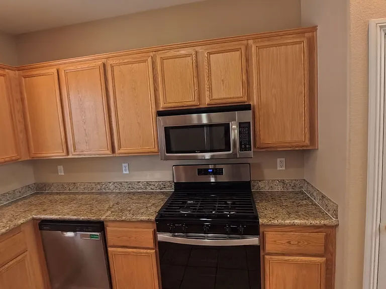 10403 Adams Chase St — Photo 34