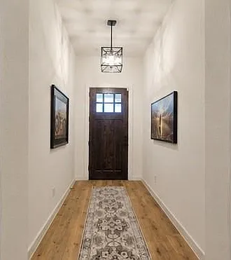 4 bed, 2.0 bath, 1988 sqft, $2,600 — Photo 4