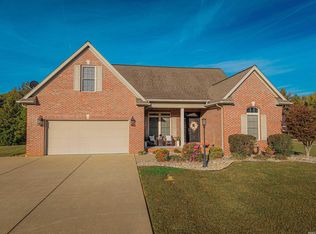 5681 Saint Charles Dr, Mount Vernon, IN 47620