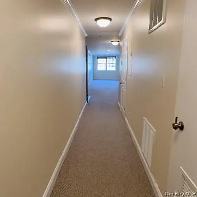 1 bed, 1.0 bath, 915 sqft, $2,975 — Photo 2