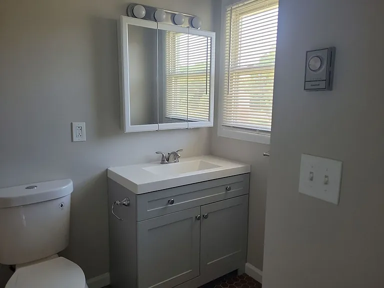 Country Gardens Apartments — Photo 41