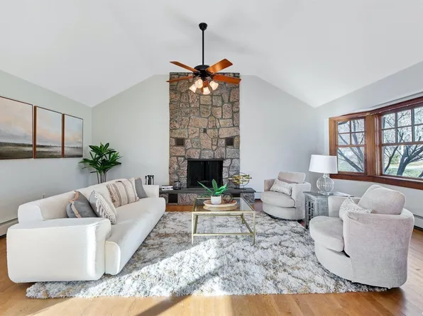 3600 Pequash Avenue, Cutchogue, NY 11935