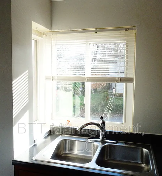 8400 Greenwood Ave #4 — Photo 56