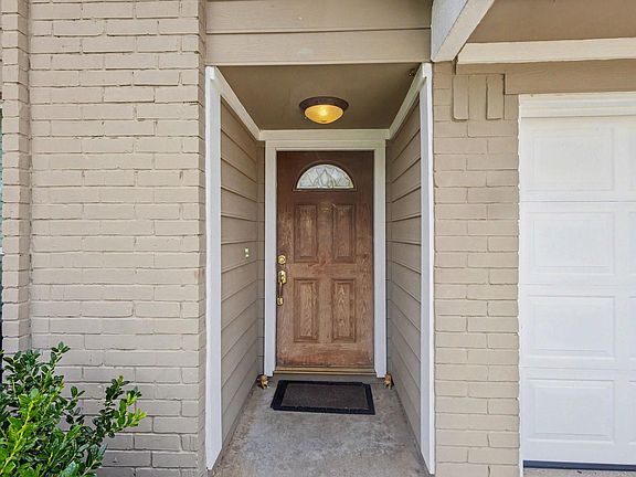 5th image of 11411 Marrs Dr