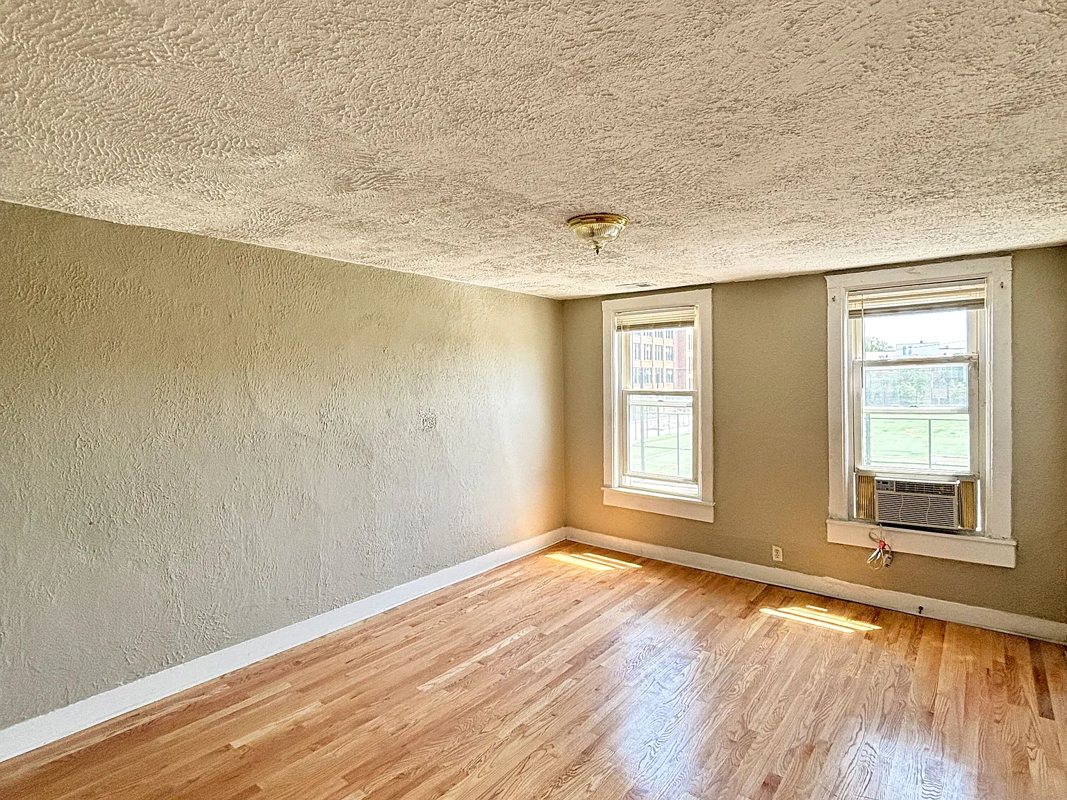 1 bed, $1,700 — Photo 4