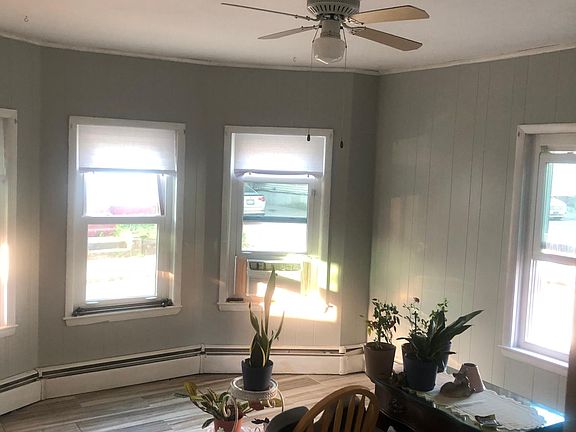 2nd image of 24 Magnolia St Floor 1