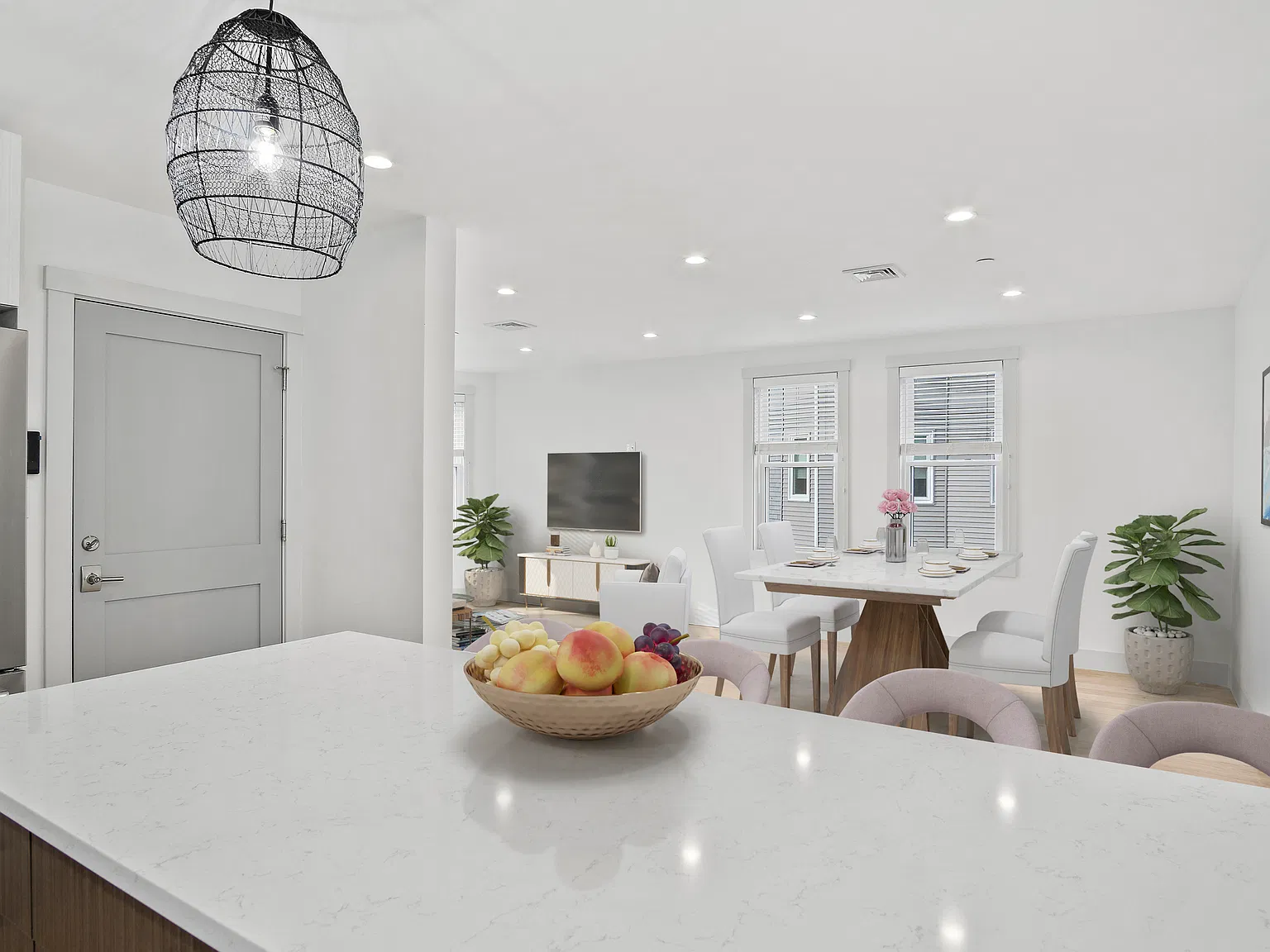 26 Crescent Ave — Photo 2
